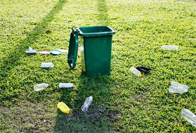 Overflowing Garbage Cans: A Health Risk and Threat to the Environment